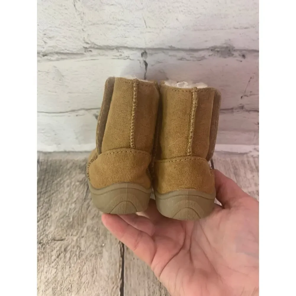 WONDER NATION Girl's Chestnut Cozy Faux Shearling Boots / Size: 3